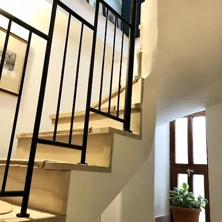 House In Centar With Terrace *